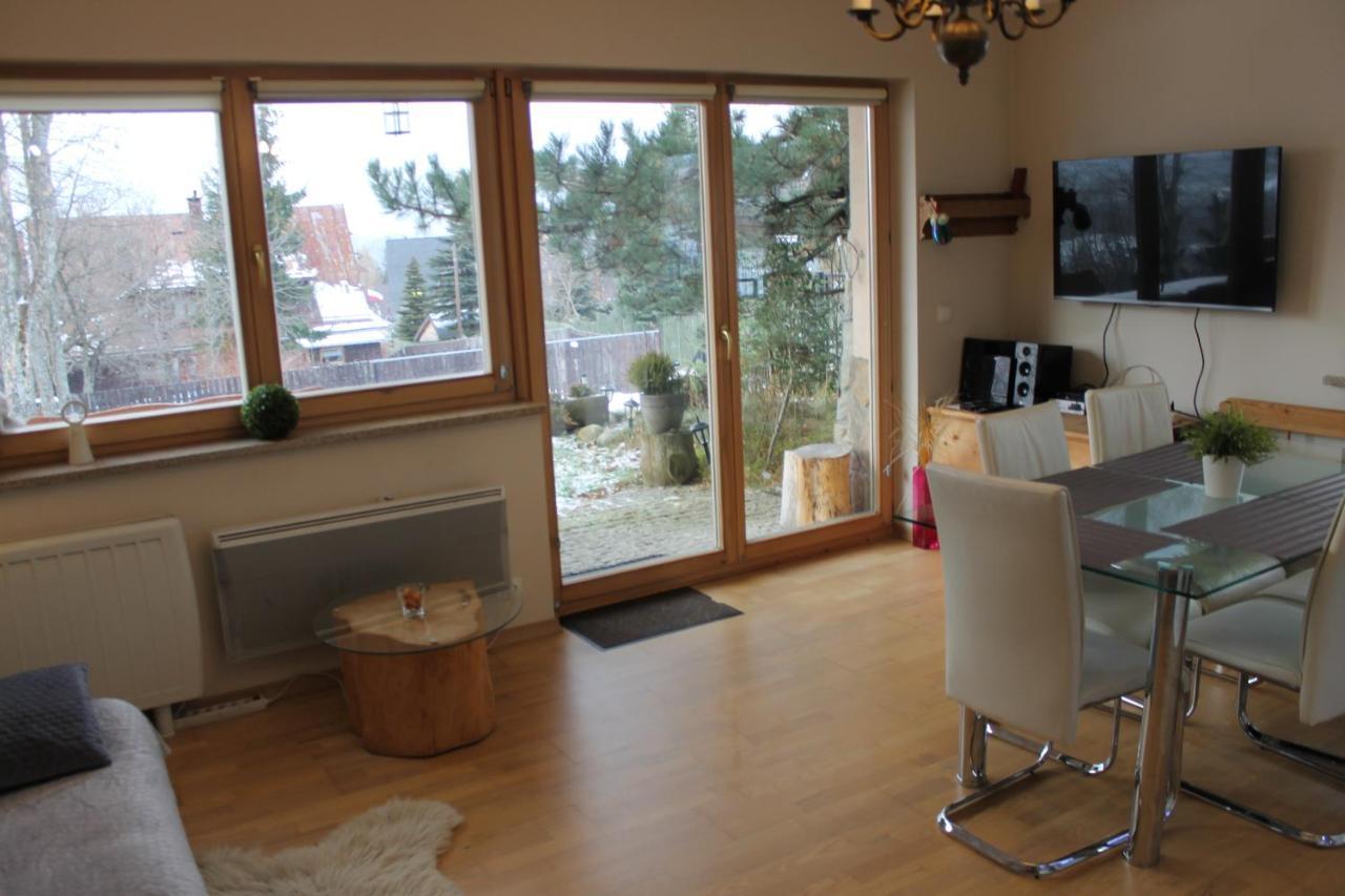 Apartment Cyrhla *